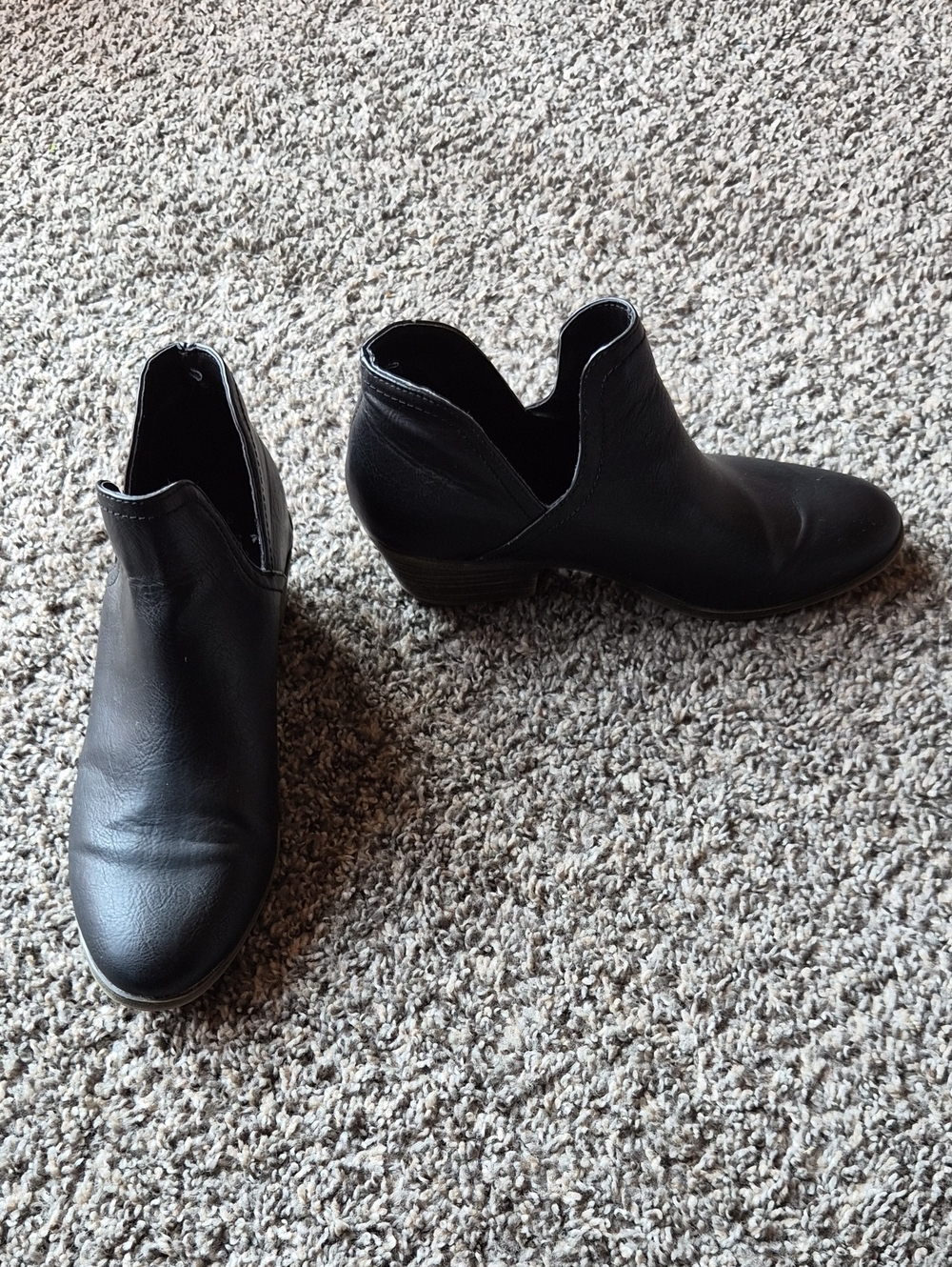 Faded Glory Black Cut Out Booties Size 8.5